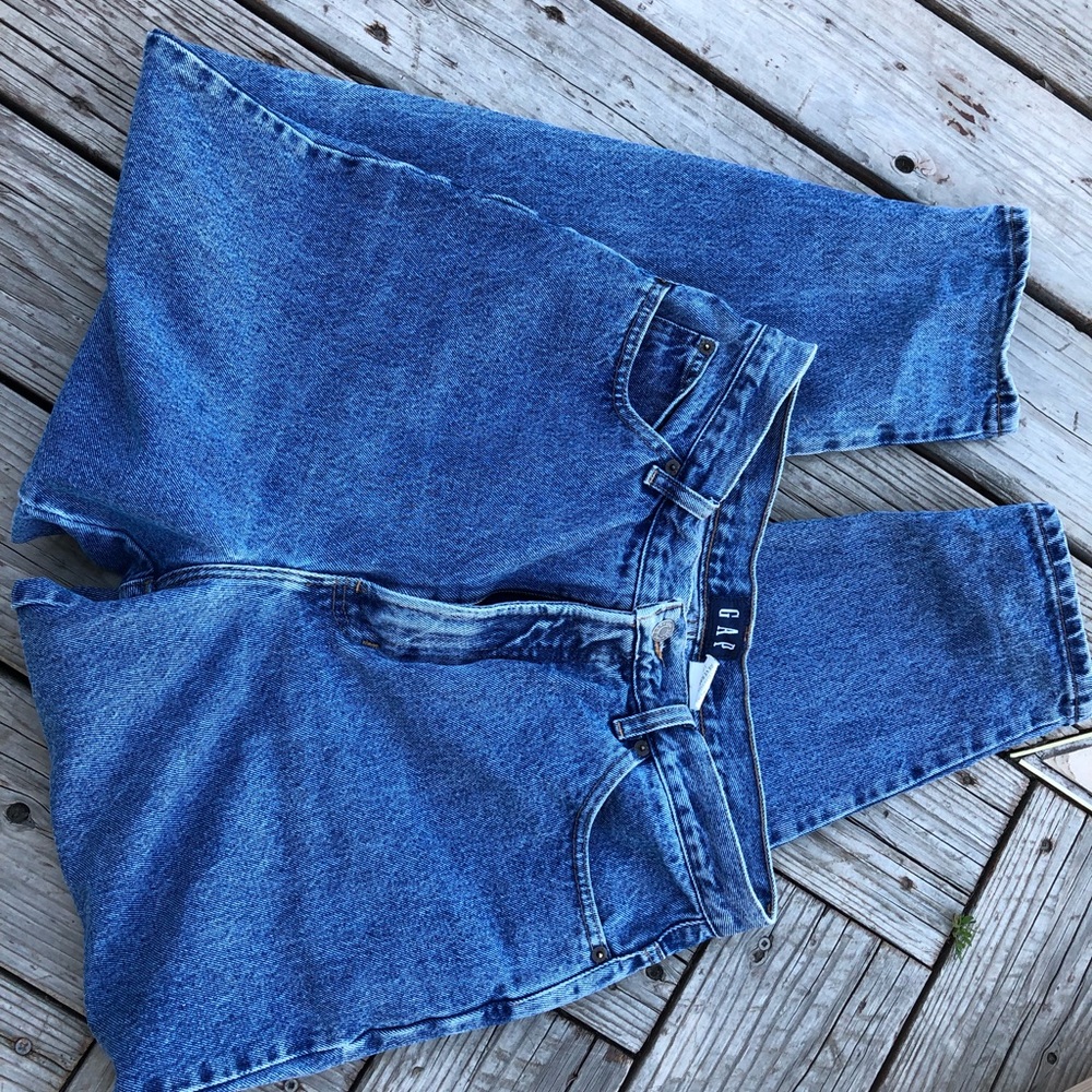 GAP mom jean willing to take offers